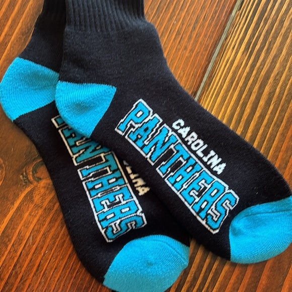 NFL Carolina Panthers Four Stripe Deuce Performance Crew Socks-BRAND NEW - Picture 2 of 6